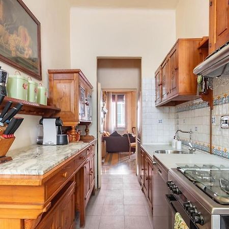 Central Elegant Apartment - Liberty House Bologne Extérieur photo