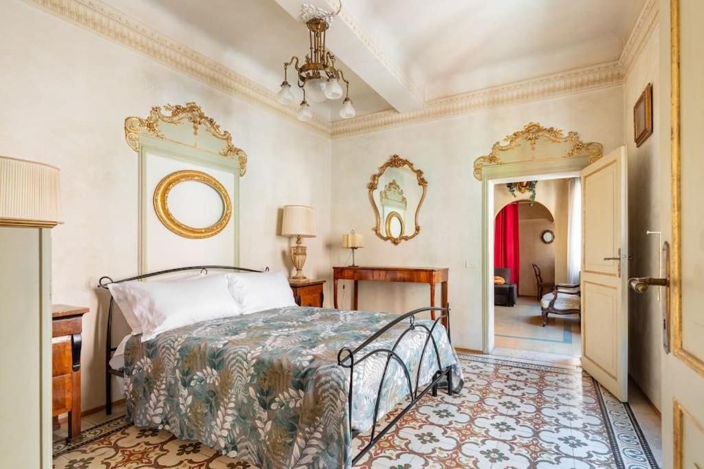 Central Elegant Apartment - Liberty House Bologne Extérieur photo